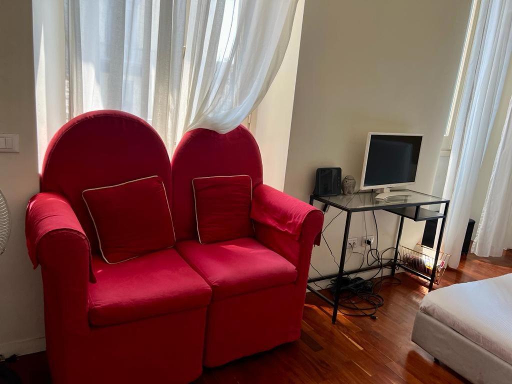 Ticinese 38 - Incantevole Appartamento Nel Centro Милано Екстериор снимка